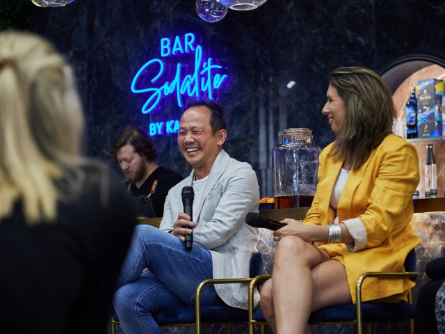 Speakers in conversation