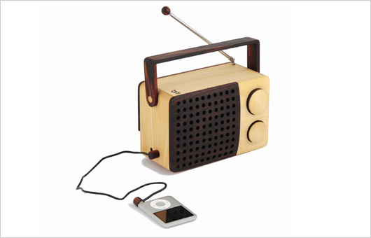 wooden radio magno by Singgih Kartono